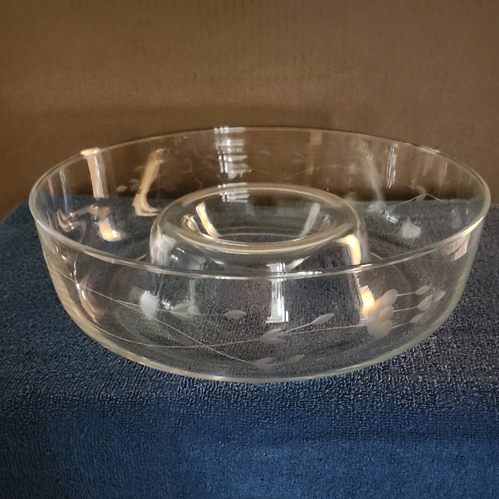 Princess House Chip and Dip Glass Dish